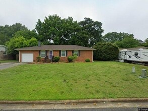 Building Photo - 4508 Regent Dr