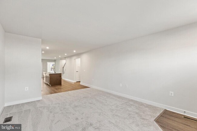 Building Photo - 4319 Southerby Dr