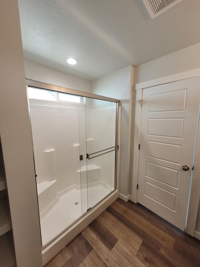 Building Photo - Amazing Home In Meridian!
