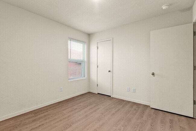Building Photo - 5703 Rustler Dr