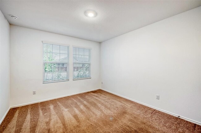 Building Photo - 430 Doherty