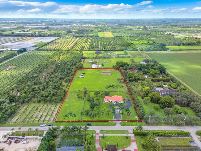 Building Photo - 14300 SW 192nd St