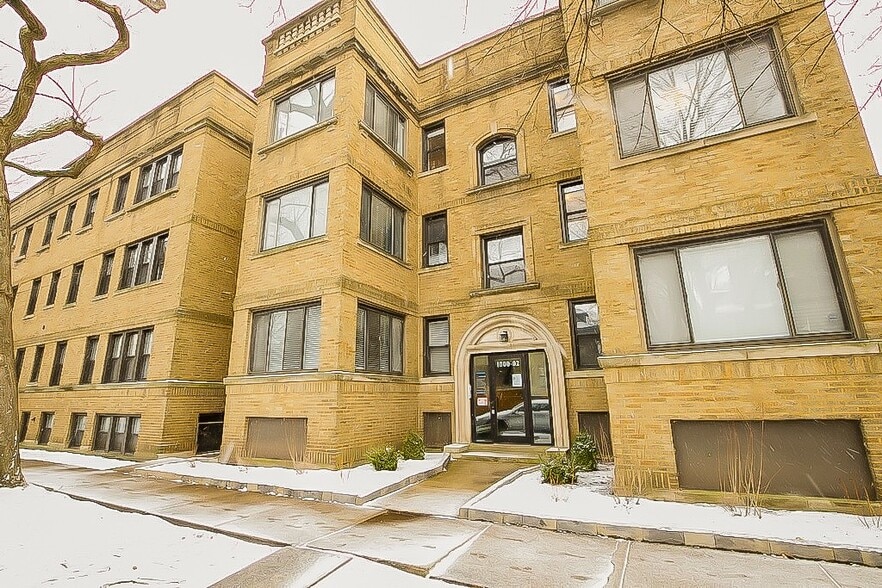 Primary Photo - 1005 Crain St