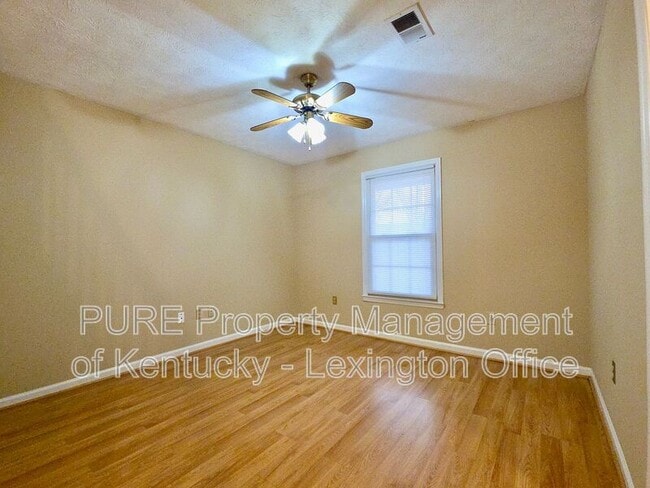 Building Photo - 1863 Timber Creek Dr