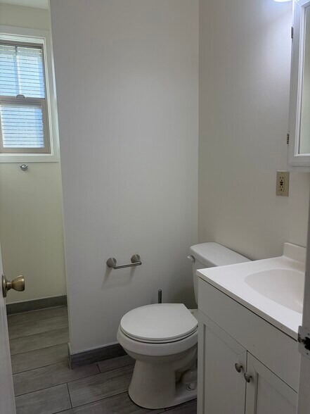 Building Photo - 29120 San Timoteo Canyon Rd