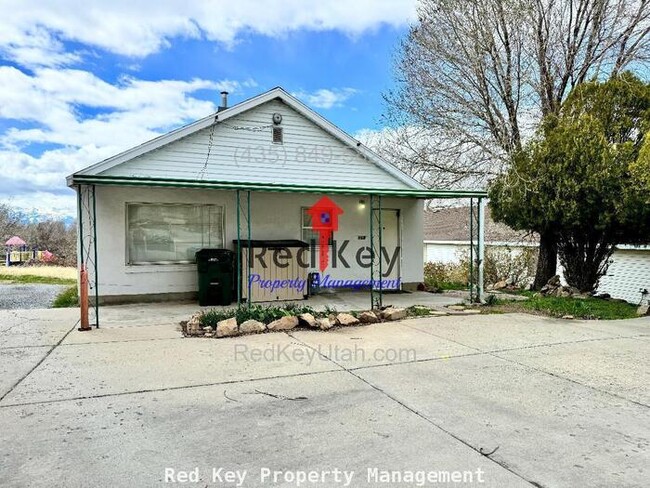 Building Photo - S. Main St. Single Family