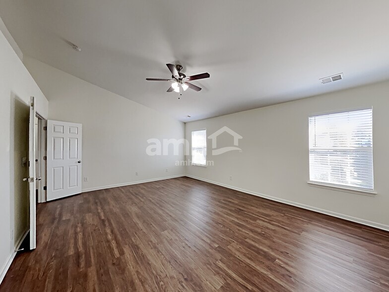 Building Photo - 9015 Goldfields Dr