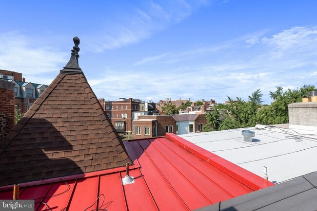 Building Photo - 1756 Corcoran St NW