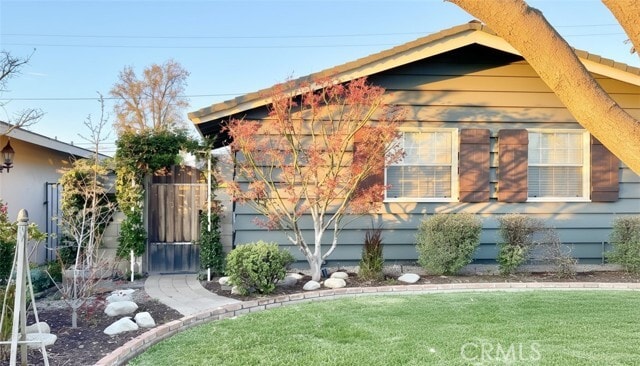 Building Photo - 247 E Hurst St