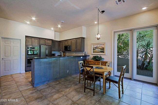 Building Photo - 34061 N 67th St