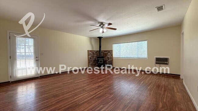 Building Photo - 12406 Pawnee Rd