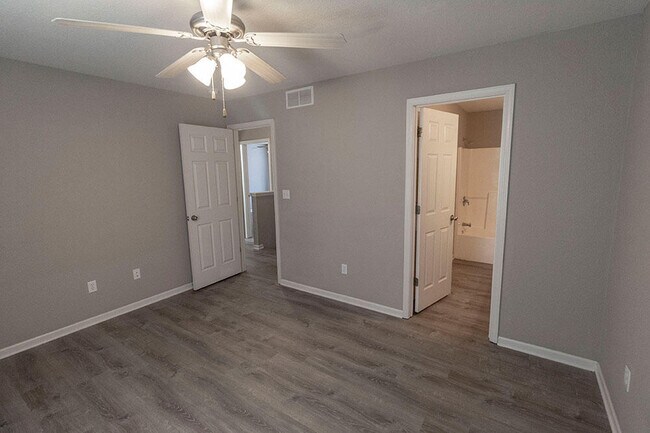 Building Photo - 4001 Snowy Owl Dr