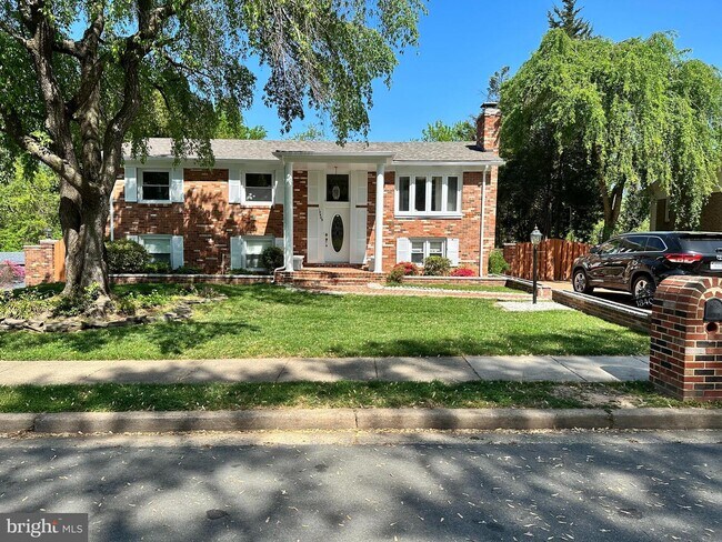 Building Photo - 13409 Keating Dr