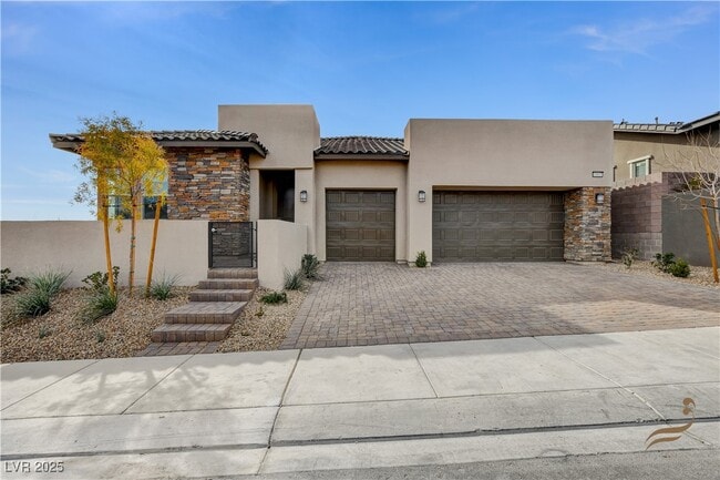 Primary Photo - 11837 Grassy Pln Ave