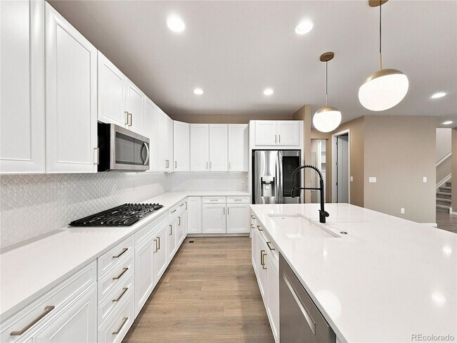 Building Photo - 9395 Antero St