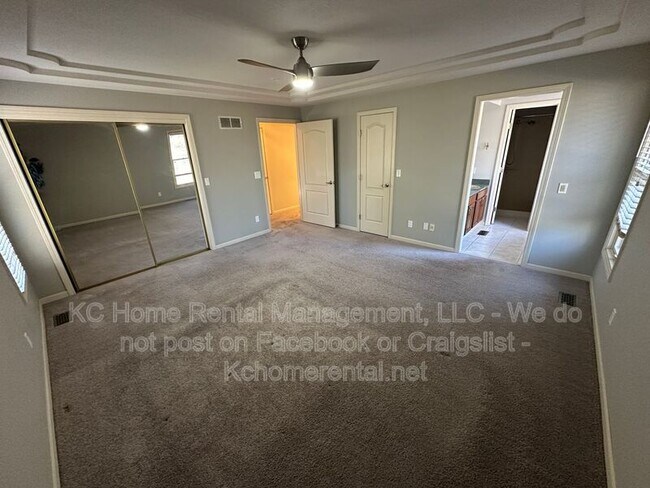 Building Photo - 9802 NW 72nd Terrace