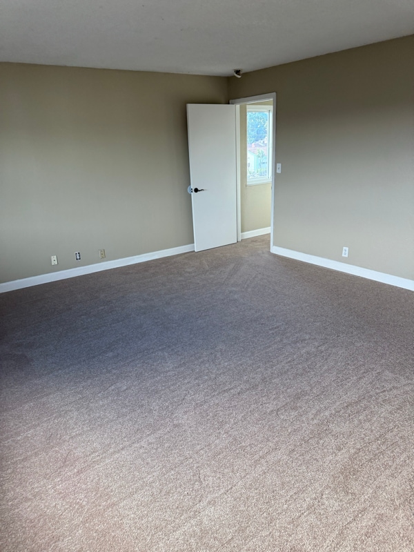 Building Photo - 14550 Acapulco Rd