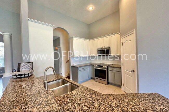 Building Photo - 4611 Chanan Dr