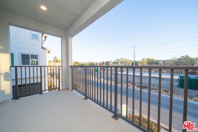 Building Photo - 3015 Tallahassee Ln