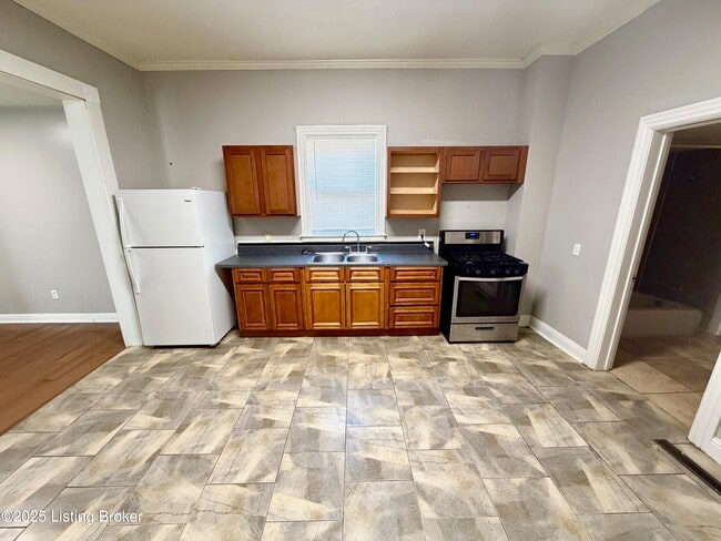 Building Photo - 2633 Alford Ave