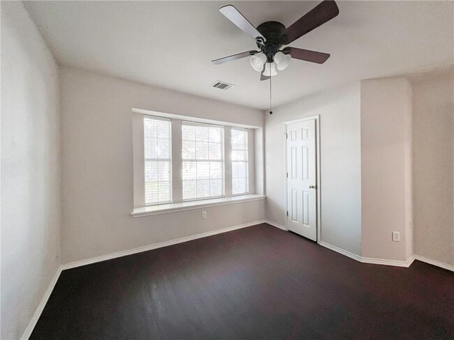 Building Photo - 2644 Gate Ridge Dr