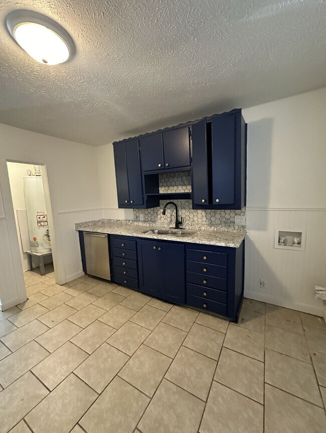 Building Photo - 4622 Stigall Dr