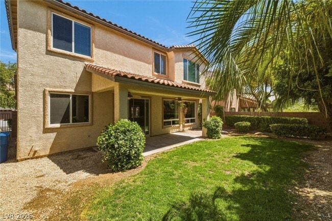 Building Photo - 557 Tecate Valley St