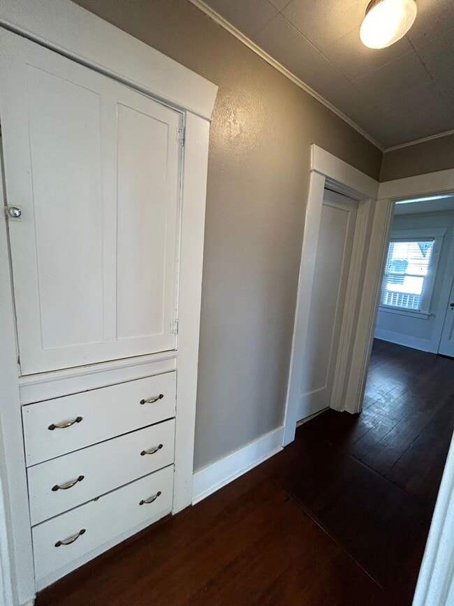 Building Photo - 1603 NW 2nd St