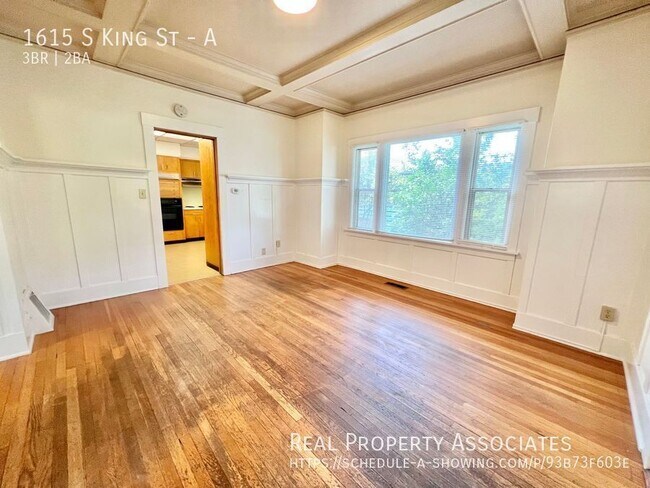 Building Photo - 1615 S King St