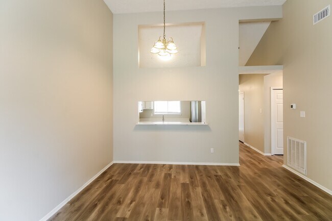 Building Photo - 3819 Old Post Rd