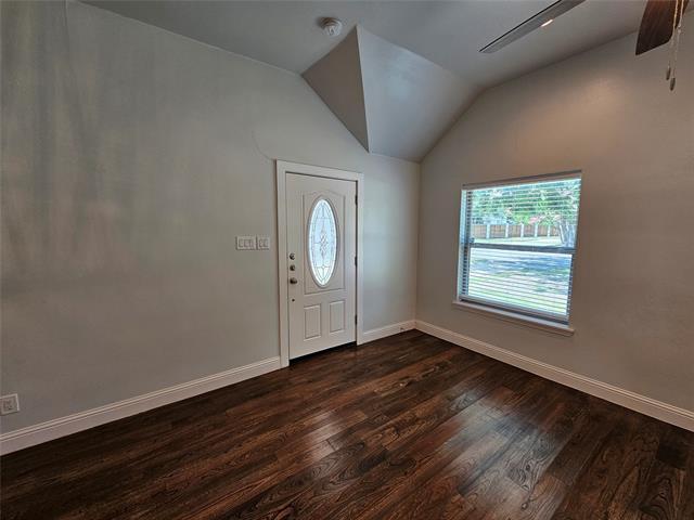 Building Photo - 3804 Eaton Dr