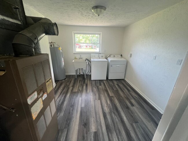Building Photo - 1179 Linda Ln
