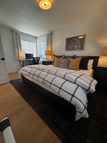 Building Photo - 9850 Springfield St