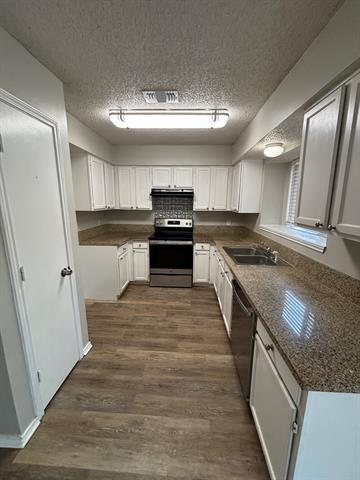 Building Photo - 7709 Estates Way
