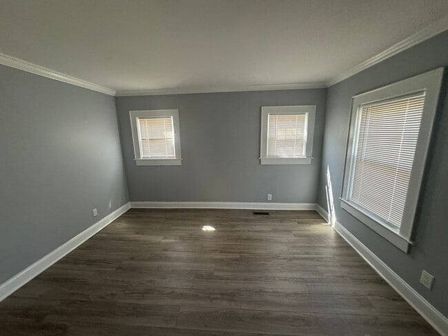 Building Photo - Walking distance to Downtown Kings Mountain, NC  =