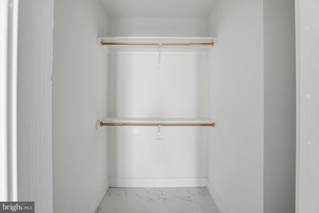 Building Photo - 2602 4th St NE