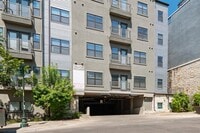 Building Photo - 2502 Leon St