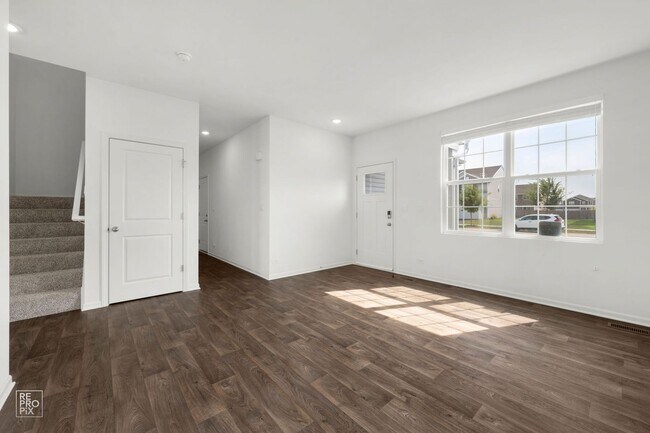 Building Photo - 714 Juniper St