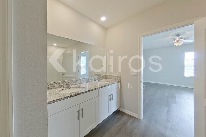 Building Photo - 32133 Katelin Cir