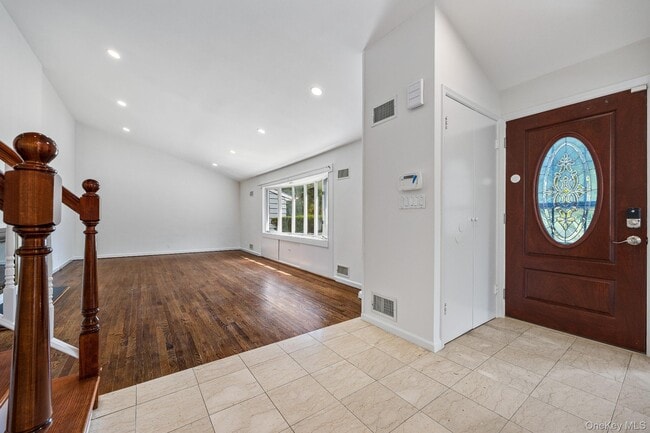 Building Photo - 372 Heathcote Rd