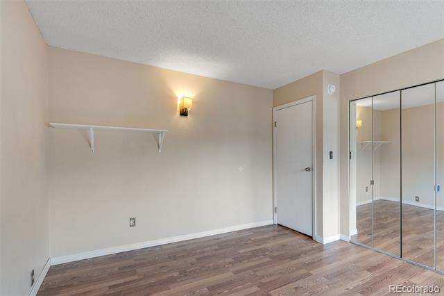 Building Photo - 3940 Oberding Dr
