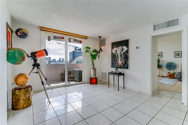 Building Photo - 9400 S Ocean Dr