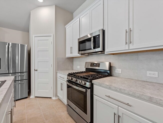 Building Photo - 2901 Yaupon Grove Ln