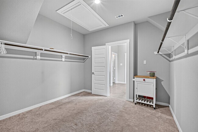 Building Photo - 13126 Lago Acero