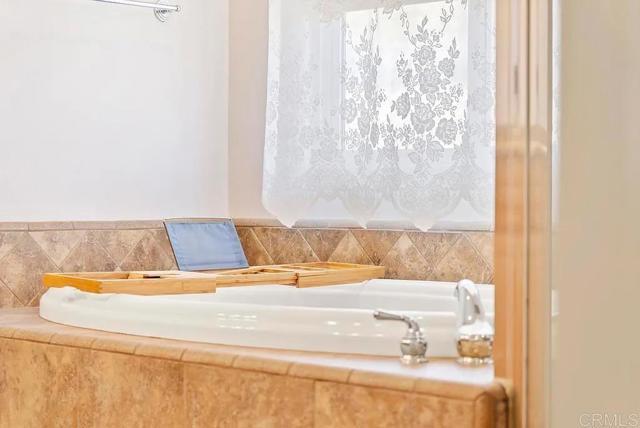 Building Photo - 2090 Quail Meadow Rd