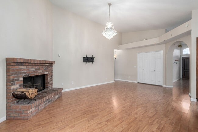 Building Photo - Perfect Ahwatukee Rental