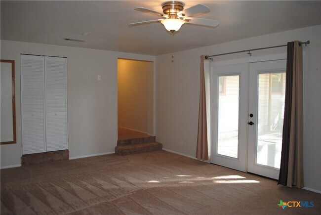 Building Photo - 13019 W Adams Ave