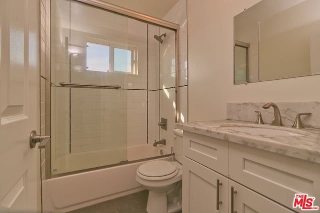 Building Photo - 225 Rosecrans Ave