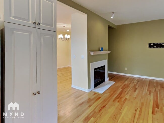 Building Photo - 24944 SE 43rd St