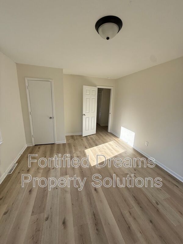 Building Photo - 176 Coble Cir